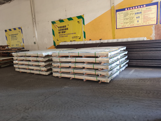 Q690E Low Carbon Steel Plate 2% Tolerance High Temperature Resistance